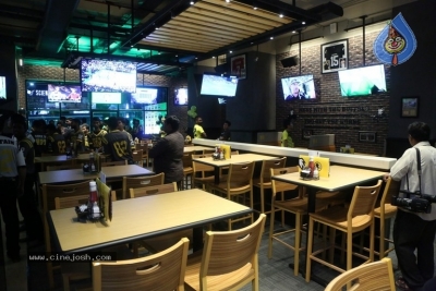 Allu Arjun Launches Buffalo Wild Wings Restaurant - 10 of 41