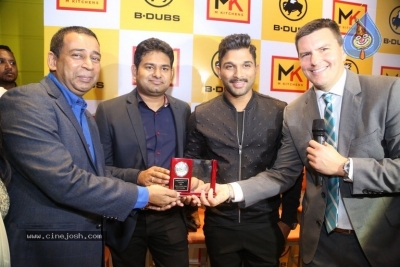 Allu Arjun Launches Buffalo Wild Wings Restaurant - 26 of 41