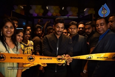 Allu Arjun Launches Buffalo Wild Wings Restaurant - 30 of 41