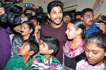 Allu Arjun Photos at Make A Wish Event - 31 of 59