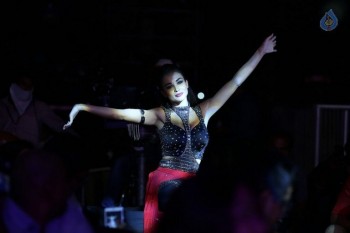 Amy Jackson Dance at Filmfare Awards  - 23 of 42