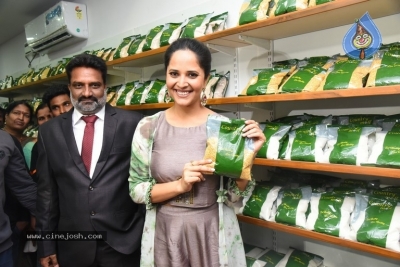 Anasuya Launches Country Mall Retail store - 7 of 12