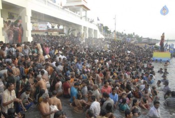 AP Godavari Pushkaralu 2015 Photos - 42 of 74