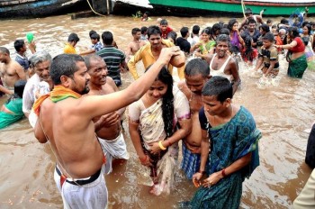 AP Godavari Pushkaralu 2015 Photos - 54 of 74