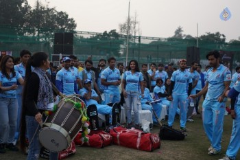 Bhojpuri Dabanggs Vs Mumbai Heroes Match  - 42 of 50