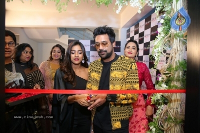 Bigg Boss Celebs at Salon Hair Crush Launch - 16 of 50