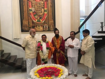 Brahmanandam Felicitates Artist BKS Varma - 7 of 16