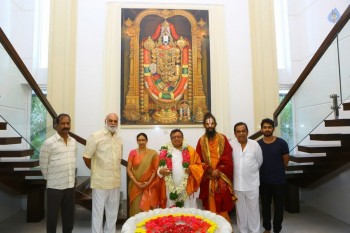 Brahmanandam Felicitates Artist BKS Varma - 8 of 16