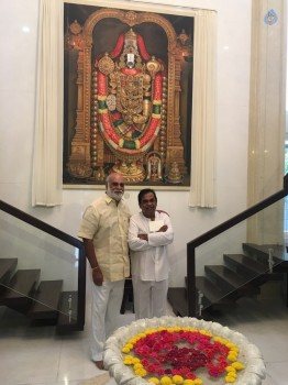 Brahmanandam Felicitates Artist BKS Varma - 13 of 16