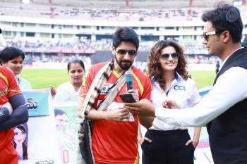 CCL 6 Karnataka Bulldozers Vs Telugu Warriors Final Match Photos - 23 of 122