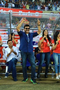 CCL 6 Karnataka Bulldozers Vs Telugu Warriors Final Match Photos - 37 of 122