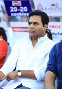 CCL 6 Karnataka Bulldozers Vs Telugu Warriors Final Match Photos - 41 of 122