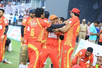 CCL 6 Karnataka Bulldozers Vs Telugu Warriors Final Match Photos - 51 of 122