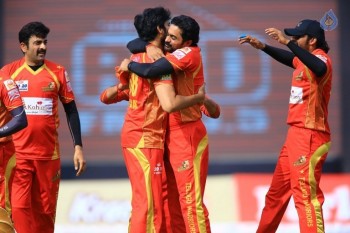 CCL 6 Karnataka Bulldozers Vs Telugu Warriors Final Match Photos - 78 of 122