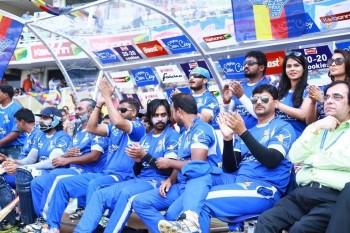 CCL 6 Karnataka Bulldozers Vs Telugu Warriors Final Match Photos - 118 of 122