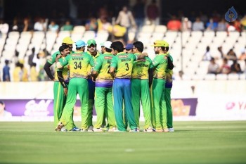 CCL 6 Kerala Strikers Vs Chennai Rhinos Match Photos - 4 of 25