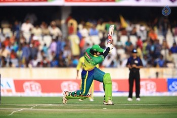 CCL 6 Kerala Strikers Vs Chennai Rhinos Match Photos - 7 of 25