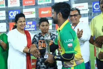 CCL 6 Kerala Strikers Vs Chennai Rhinos Match Photos - 9 of 25