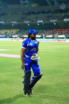 CCL 6 Kerala Strikers Vs Karnataka Bulldozers Match Photos - 6 of 51