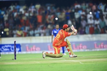 CCL 6 Telugu Warriors Vs Karnataka Bulldozers Match Photos - 14 of 63