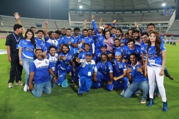 CCL 6 Telugu Warriors Vs Karnataka Bulldozers Match Photos - 29 of 63