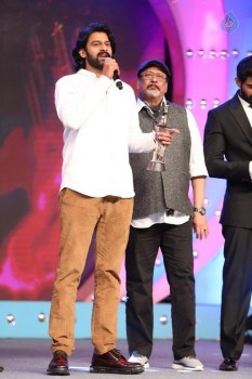 Celebrities at Gama Awards 2015 - 28 of 72