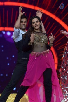 Celebrities at IIFA Utsavam Awards 2016 - 41 of 101