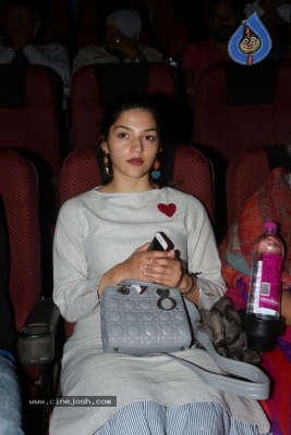 Celebrities at Jawaan Movie Premier Show - 3 of 35