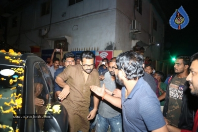 Celebrities at Jawaan Movie Premier Show - 6 of 35