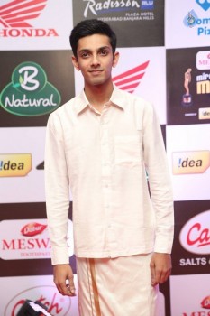 Celebrities at Mirchi Music Awards 2 - 21 of 60