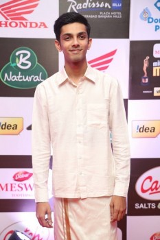 Celebrities at Mirchi Music Awards 2 - 52 of 60