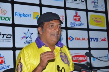 Celebrities at PRO Kabaddi Match - 48 of 48