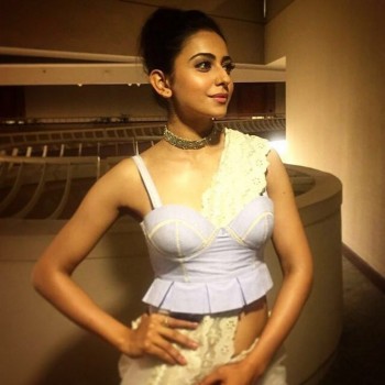 Celebrities at SIIMA 2016 Awards - 28 of 33