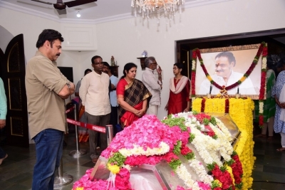 Celebrities Pay Homage To Nandamuri Harikrishna Set 2 - 6 of 30