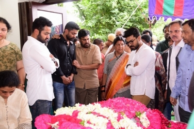 Celebrities Pay Homage To Nandamuri Harikrishna Set 4 - 11 of 37