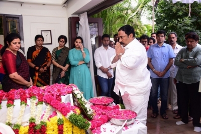 Celebrities Pay Homage To Nandamuri Harikrishna Set 5 - 7 of 35