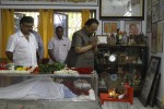 Celebrities Pay Tributes to Bapu - 1 of 102
