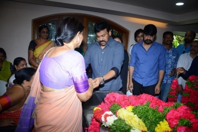 Celebs Pay Homage to Srikath Father - 27 of 36