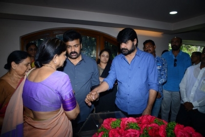 Celebs Pay Homage to Srikath Father - 14 of 36