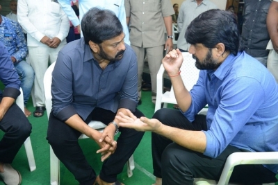 Celebs Pay Homage to Srikath Father - 37 of 36