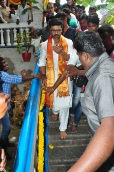 Chiranjeevi Birthday Special Pooja at Film Nagar Temple - 14 of 72