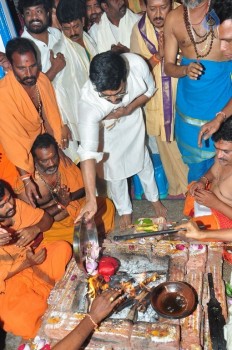 Chiranjeevi Birthday Special Pooja at Film Nagar Temple - 51 of 72