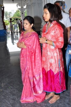 Chiranjeevi Family at Film Nagar Hanuman Temple - 14 of 42