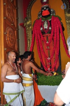Chiranjeevi Family at Film Nagar Hanuman Temple - 23 of 42