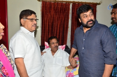Chiranjeevi, Mohan Babu and Allu Aravind Meets Dasari Narayana Rao - 36 of 73