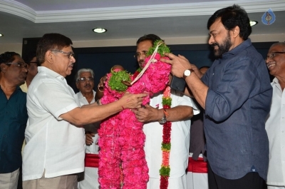 Chiranjeevi, Mohan Babu and Allu Aravind Meets Dasari Narayana Rao - 42 of 73