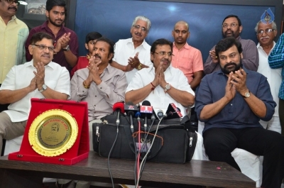 Chiranjeevi, Mohan Babu and Allu Aravind Meets Dasari Narayana Rao - 73 of 73