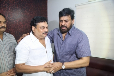 Chiranjeevi Pays Tribute To B Jaya - 2 of 21