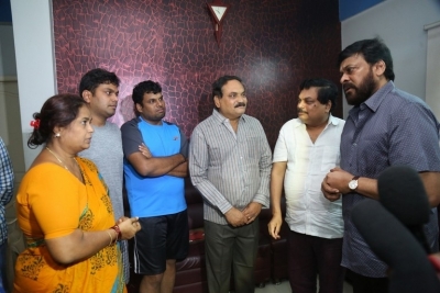 Chiranjeevi Pays Tribute To B Jaya - 7 of 21