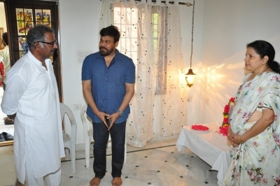 Chiranjeevi Visited Actor Banerjee House - 9 of 9